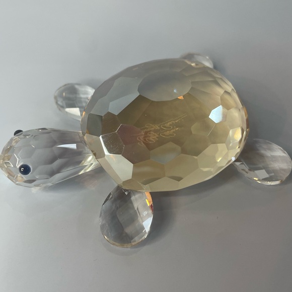 Oleg Cassini Signed 3" Pale Amber Faceted Crystal Art Glass Turtle Figurine - Picture 9 of 10